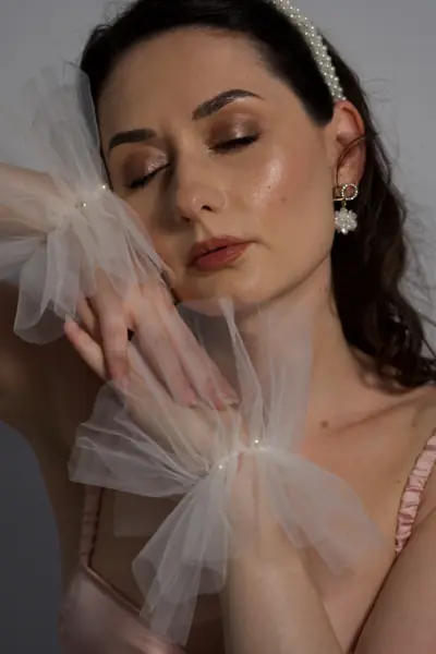 Machiaj pentru ședință foto, stil Beauty close-up, realizat de Iulia Mardare