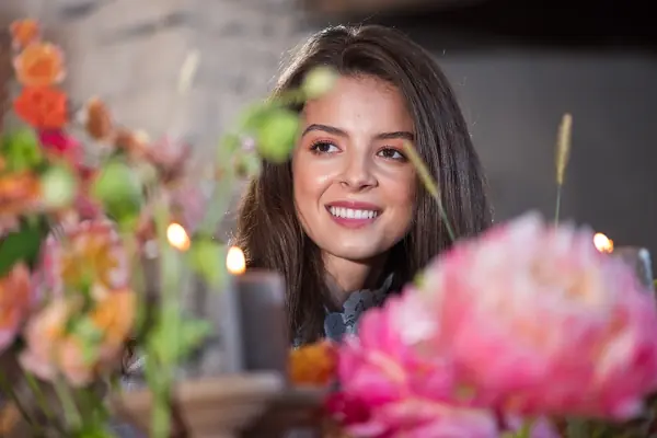 Machiaj pentru ședință foto, stil Lumină naturală, realizat de Iulia Mardare