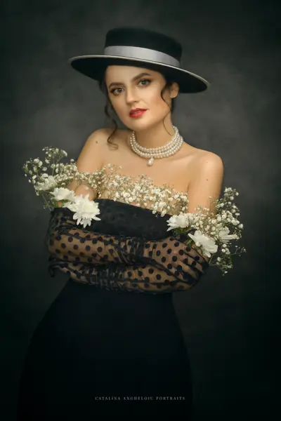 Machiaj pentru ședință foto, stil Low-key, realizat de Iulia Mardare